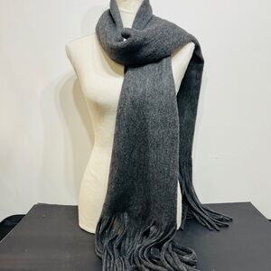 Lucky Brand Cozy Soft Solid Brushed Dark Gray Fringe Winter Scarf New